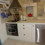 Stella - Parking 公寓