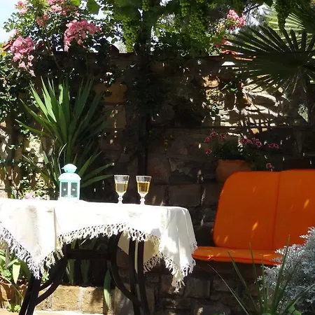 Stella - Parking * Piran