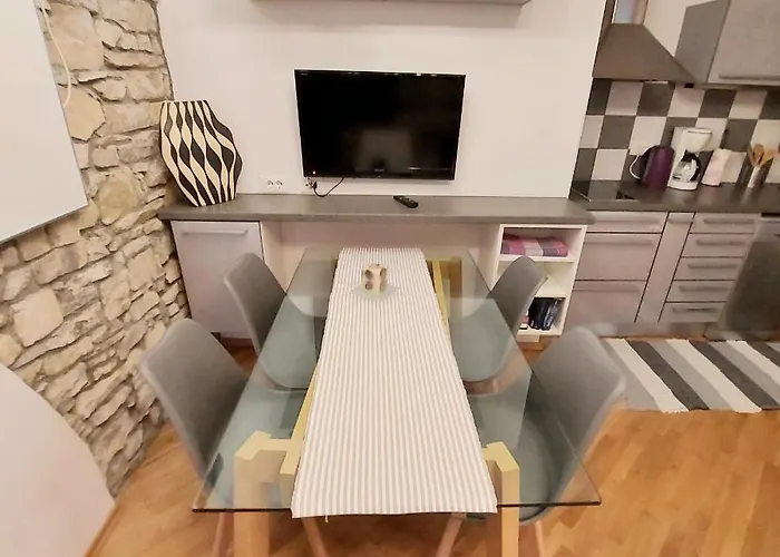 Stella - Parking Appartement *