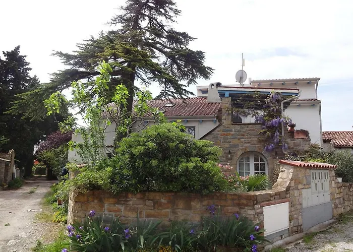 Stella - Parking Appartement Piran