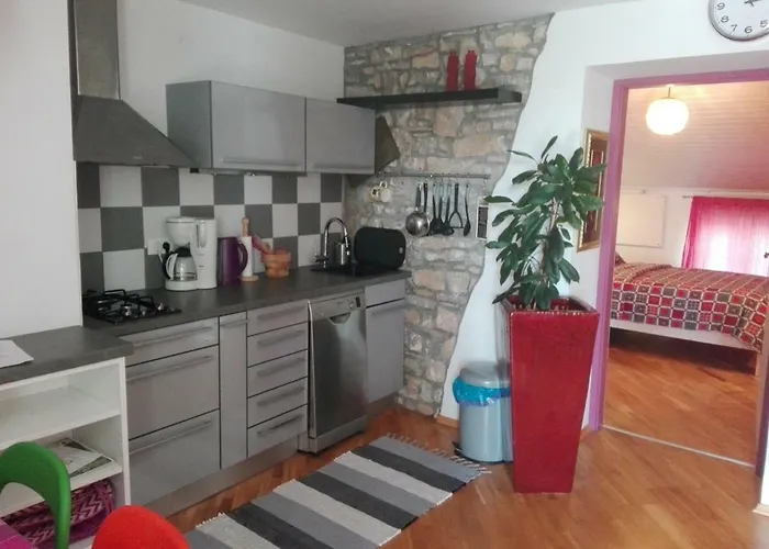 Apartament Stella - Parking